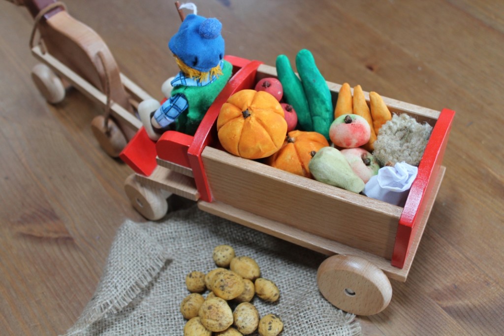 Wooden Horse and Cart with Saltdough Vegetables