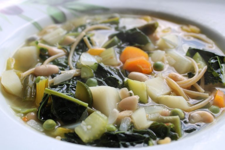 Easy Garden Vegetable Summer Soup